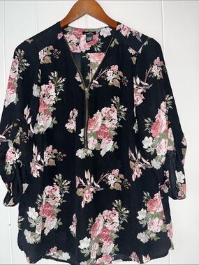 Mossimo Supply Co. Black Floral Zip-Front Blouse with Pink Blooms